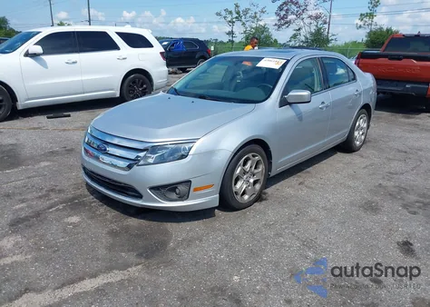 2011 Ford Fusion Se z USA, uszkodzony, nr VIN 3FAHP0HA5BR176935